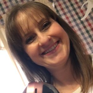 Meet your Posher, Suzanne